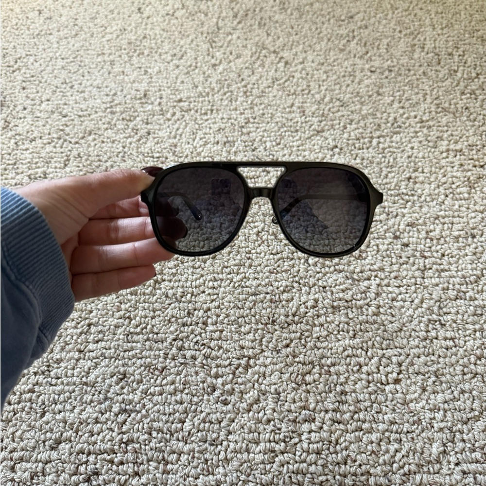 Amazon Essentials Black Sunglasses